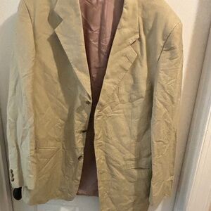 3PC Bosa Le Collezioni Beige Suit (Jacket, Pants, and Vest). Beautiful suit!